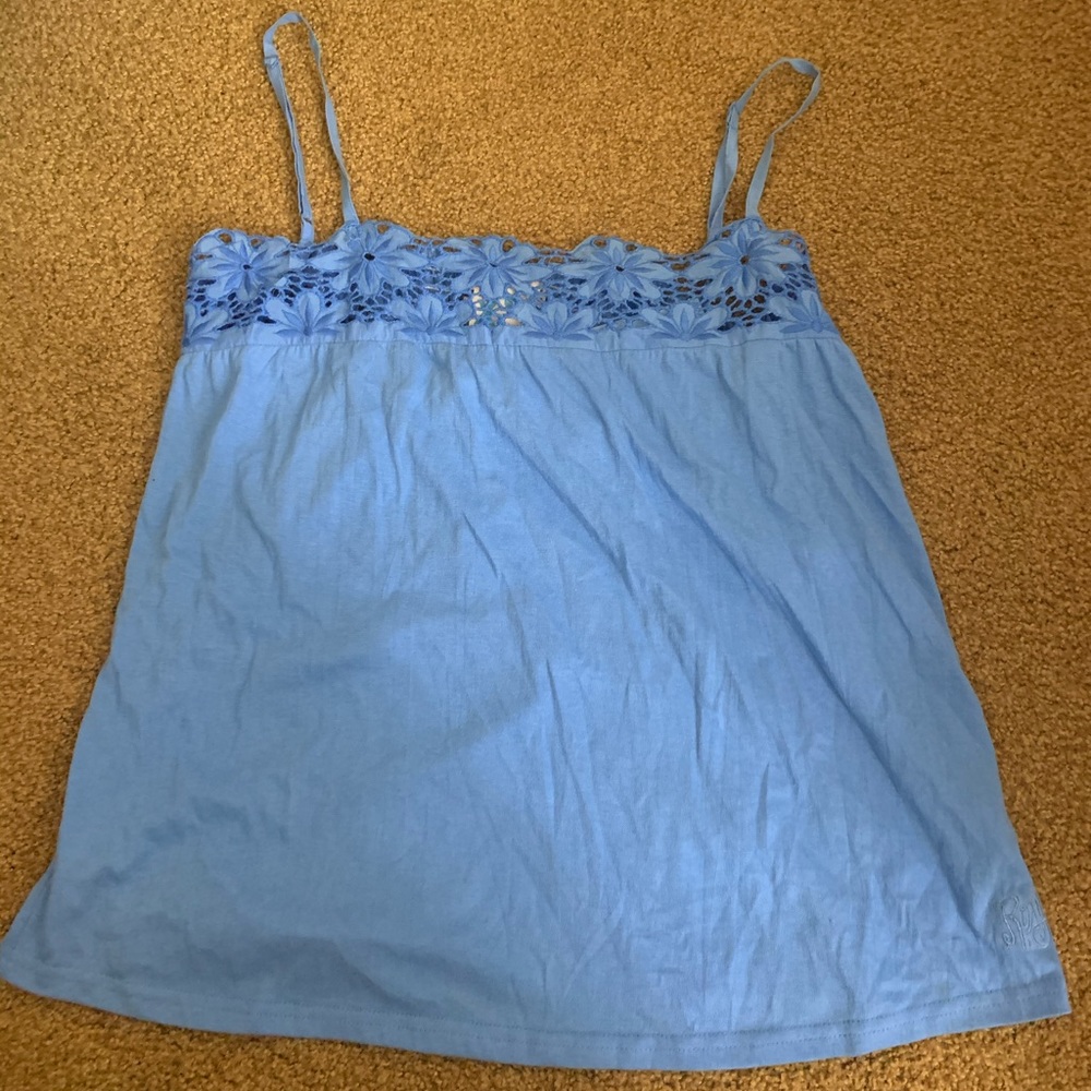 ROXY TANK W/FLOWER TRIM